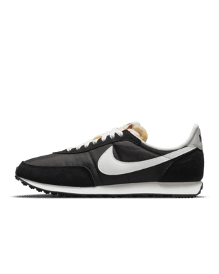 Nike shops waffle sole trainers